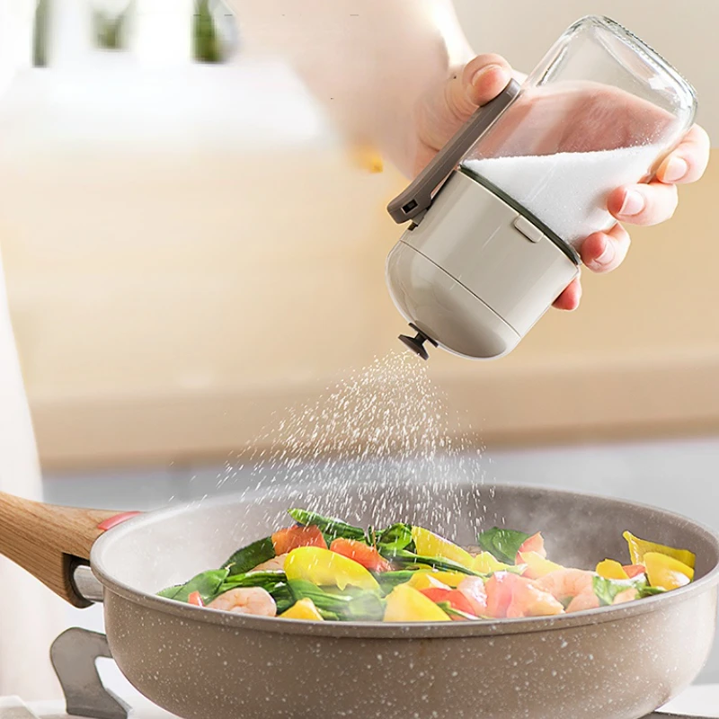 0.5g Metering Salt Shaker Sprinkle Salt Evenly Salt Tank Sugar Bottle Spice Pepper Salt Shaker Dampproof Condiment Bottle Suit