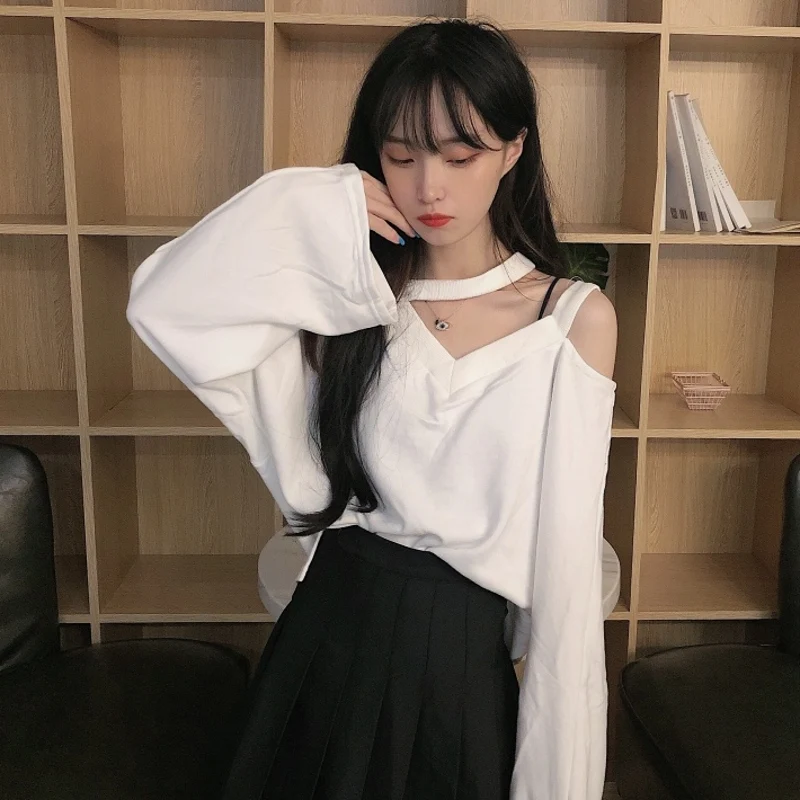 

Spring Korean 2022 New Loose White Age Reducing Personalized Stitching Hollow Out Long Sleeve T-shirt Top Women's Wear