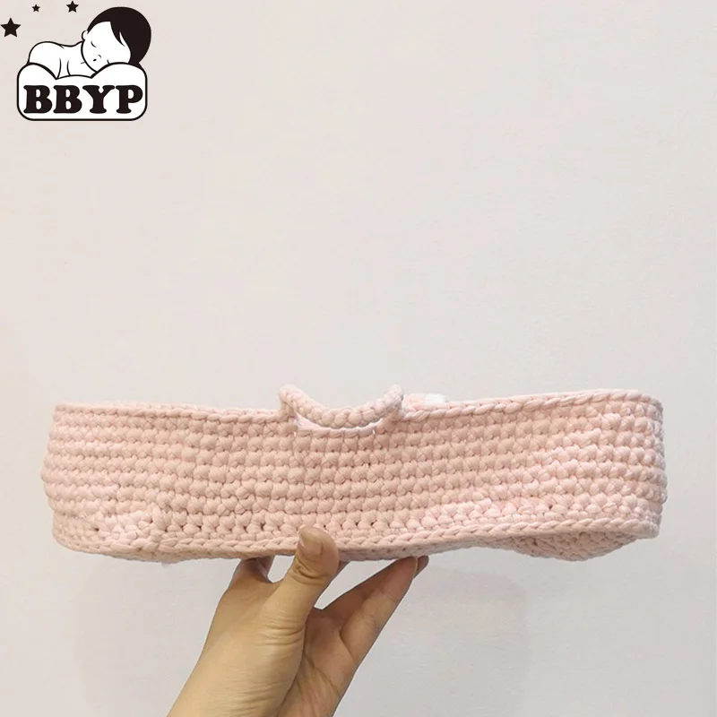 Фото Вязаная крючком кроватка ручной работы для миниатюрных игрушек Bear Bunny Cradle для куклы, корзина Moses №1