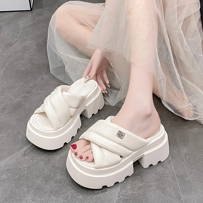 Сандалии женские на толстой танкетке шлепанцы из кожи повседневные пляжные