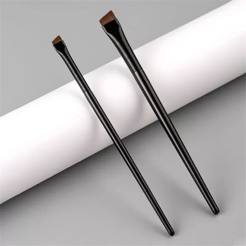 

NEW IN Eyebrow A102Eyeliner Brush Professional Small Angled Eyebrow Brush Brow Contour Brush Fine Eyeliner Brush Makeup Tools