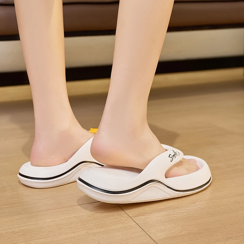 Шлепанцы женские для дома и улицы сланцы очень мягкая подошва Нескользящие