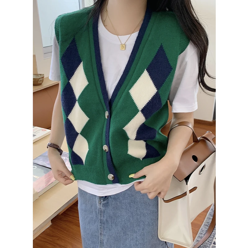 

The new 2023 spring English Academy ethos of all matching Diamond check vintage V-neck knitted waistcoat women