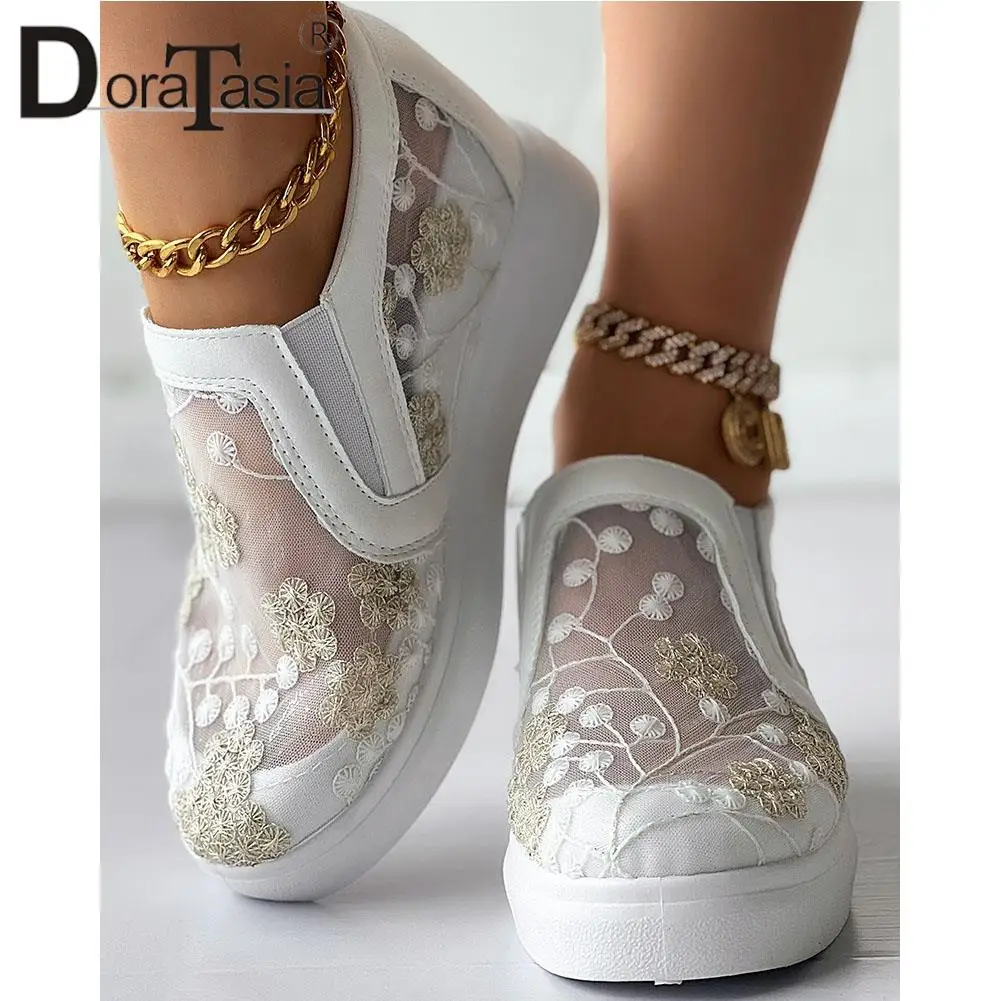 New Female Summer Fashion Breathable Mesh Embroider Flower Loafers Casual Platform women's Flats Autumn Increasing Woman Shoes