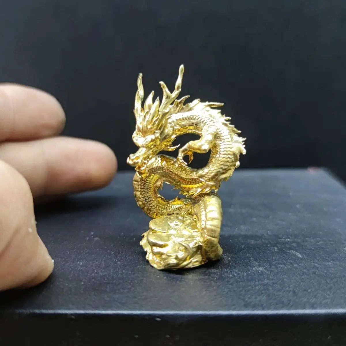 

5cm Solid Pure Copper Metal Dragon Statue Crafts Office Desk Ornaments