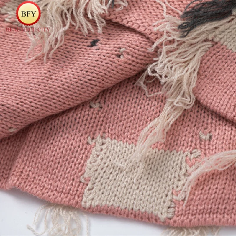 Вязаный жилет с V-образным вырезом без рукавов