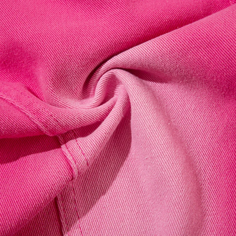 Рисунок 6 - Джинсы розовые с широкими штанинами