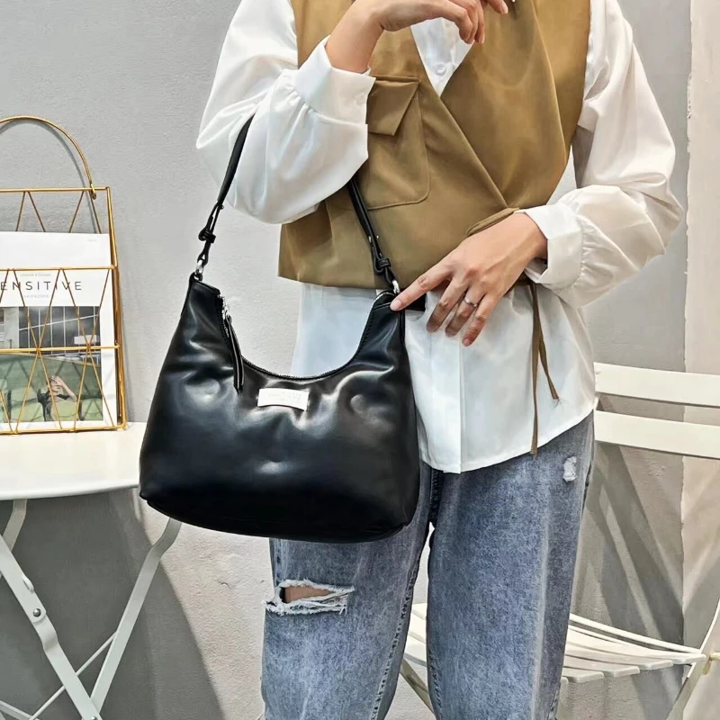 Winter Women Bag Fashion Nylon Padded Shoulder Bag Designer Quilted Luxury Down Cotton Lady Handbags Casual Tote Bag