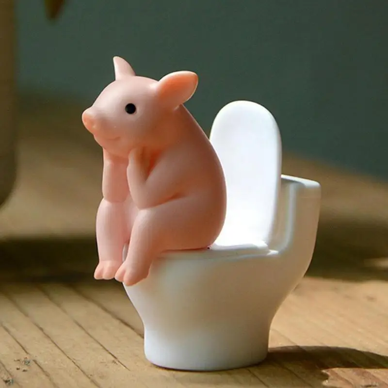 Cartoon Pig Desktop Ornaments Piggy Sitting On Toilet Figure Miniature Animal Decoration Creative Toy Kids Gift Desktop Decor