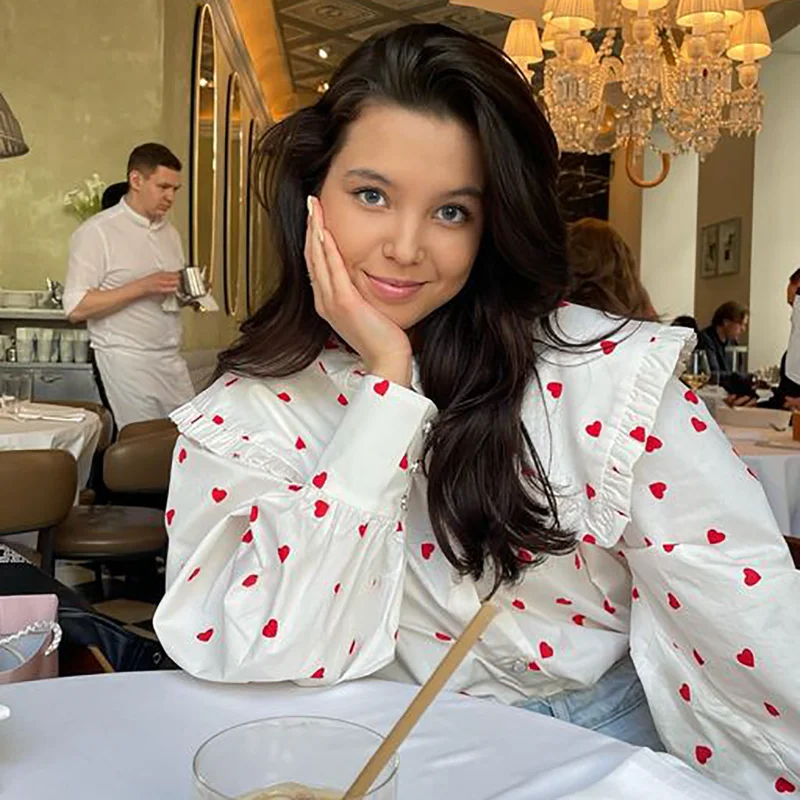 

Fashion Lantern Sleeve Red Heart Printed Women's Vintage Shirt Doll Collar Long Sleeve White Shirt 100% Cotton Top