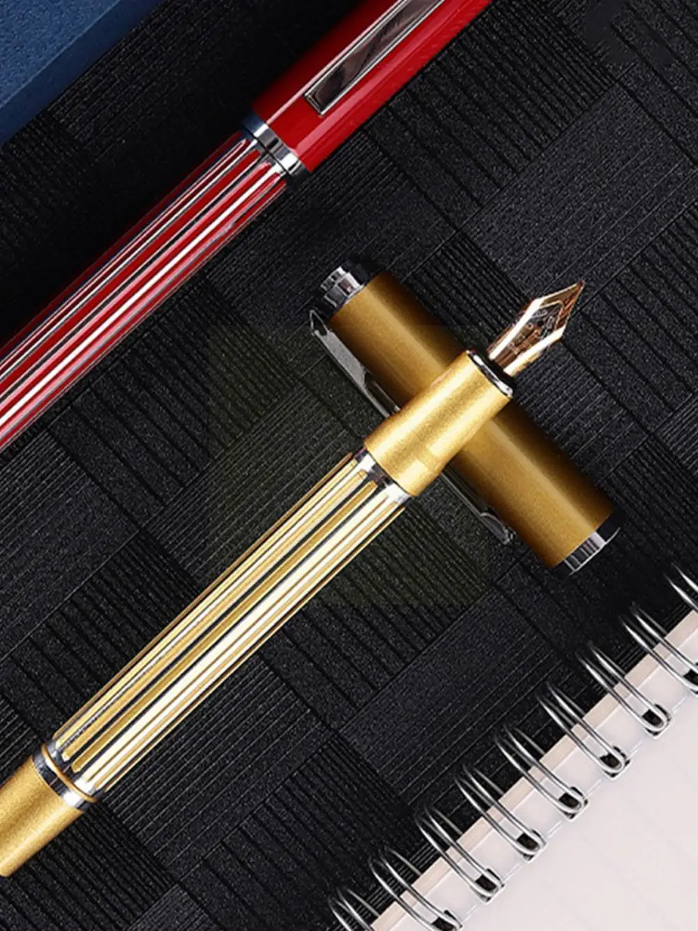 

Fountain Pen Black Stripe Lacquer Barrel Silver Trim Steel 0.5mm Nib Office School Signature For Writing Metal Ink Pen D6v6