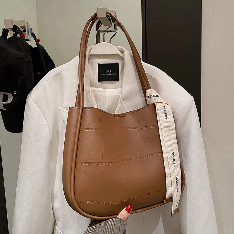 

Лидер продаж, женская сумка 2 шт./компл., вместительные сумки на плечо, сумки высокого качества из искусственной кожи, женские натуральные су...