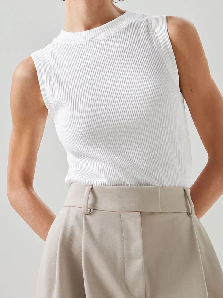 Рисунок 4 - Повседневные женские брюки бежевые