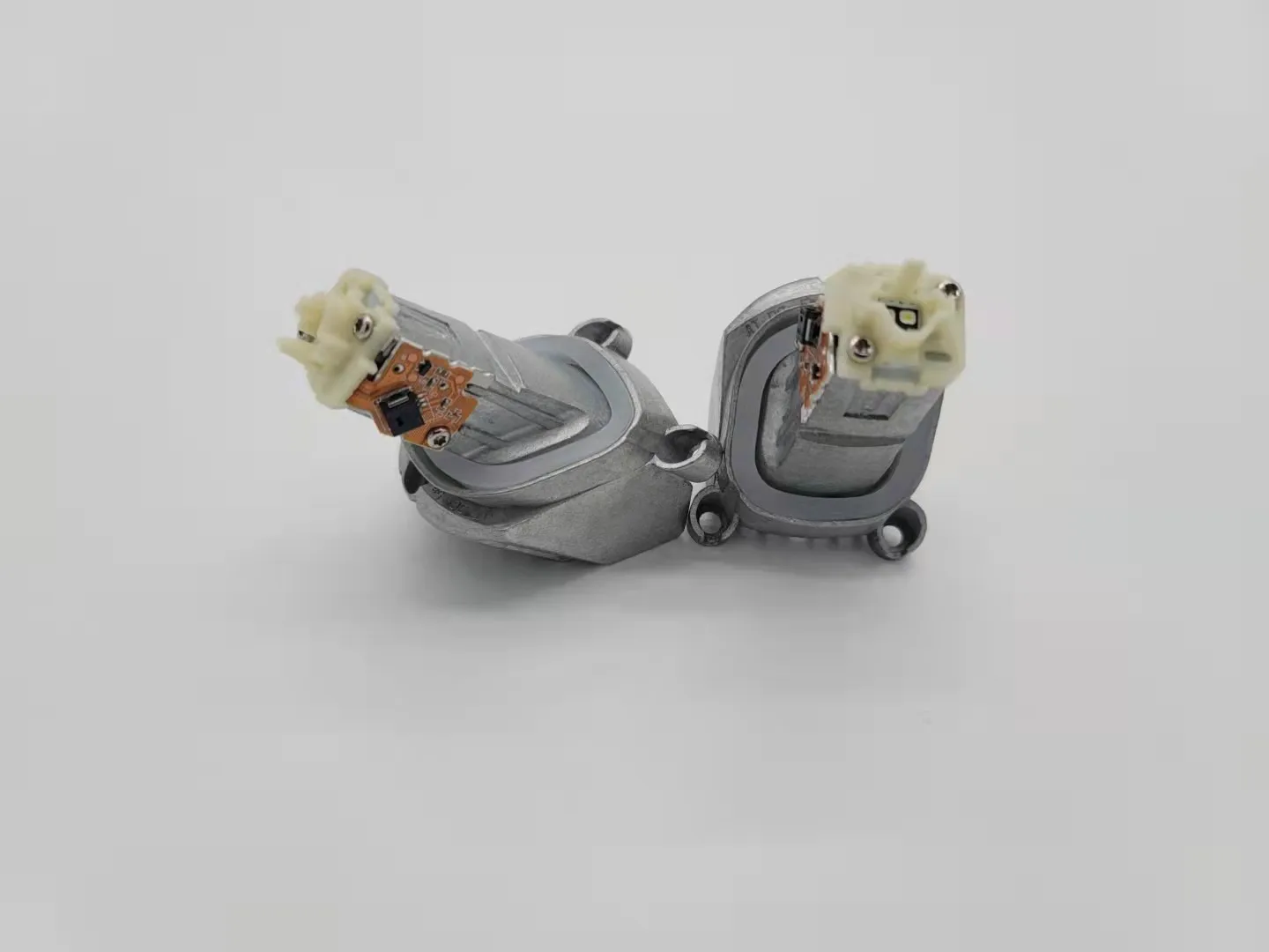 Новинка 18592200 63117343876 7343876 блок управления фарами дневное освещение фотомодуль для