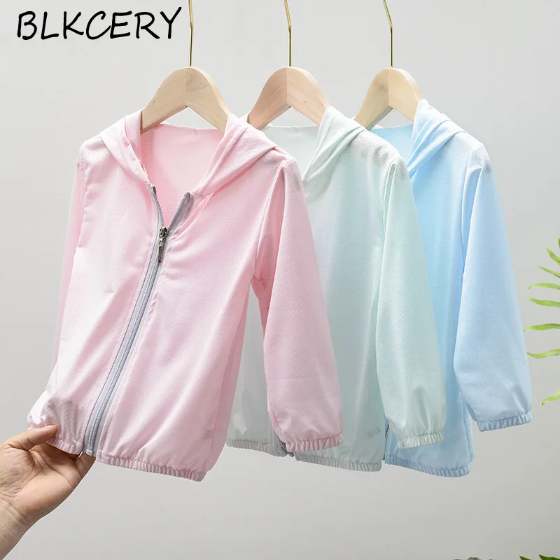 

Легкая куртка для маленьких девочек, пальто с капюшоном для мальчиков, однотонная летняя Солнцезащитная одежда с длинным рукавом для защиты от солнца, дышащая верхняя одежда