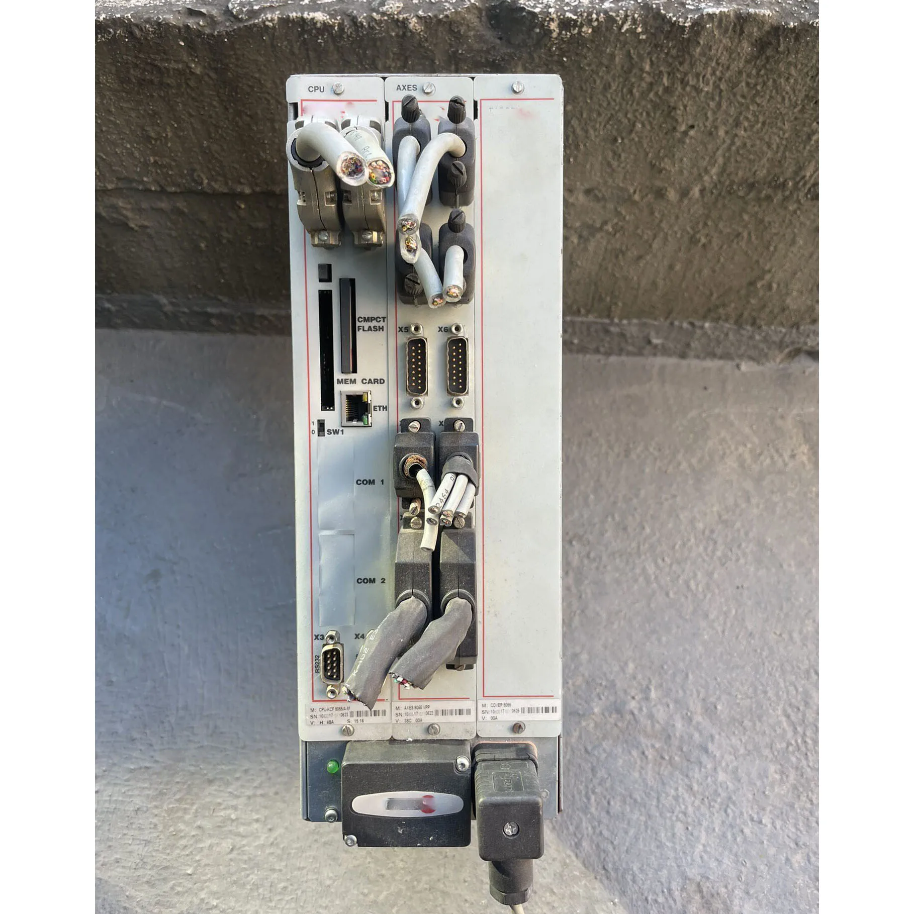 Фото Контроллер системы PSB3-8055 CPU-KCF 8055/A-II AXES 8055 VPP COVER 8055 UC554-CP3-A-B4-ABES/VWZ №1