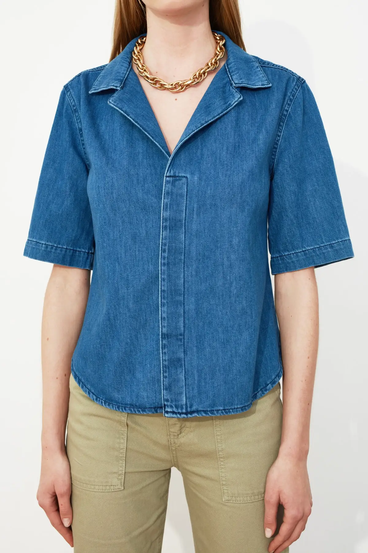 

Trendyol Denim Shirt TWOSS21GO0416