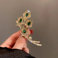 luxury brooch rhinestones flower lapel pins womens stylish brooches elegant brooches on clothes jewelry fashion accessories