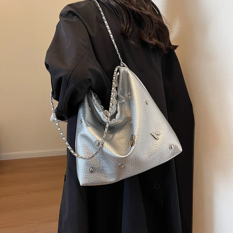 

2023 New High Capacity Bag Single Shoulder Bag Simplified Bucket Bag