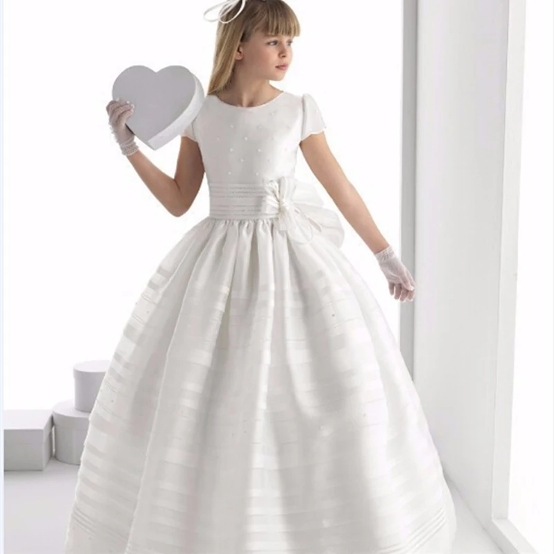 

Fashion Flower Girl Dresses Charming White Ivory Short Sleeve Satin Floor Length Girls Pageant Dresses First Communion Dresses