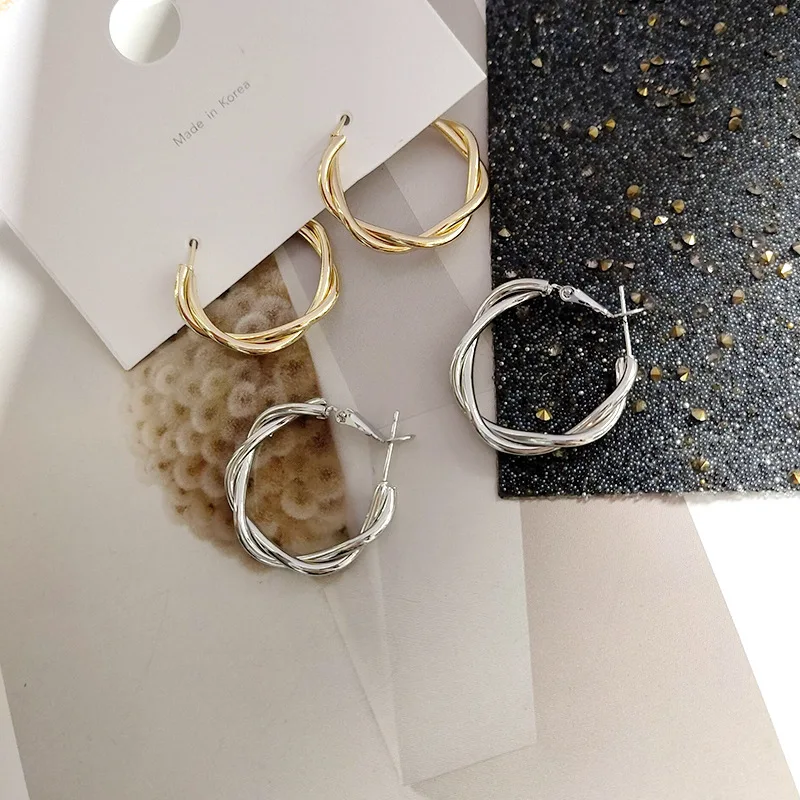 

925 Silver Needle Minimal Metal Twisted Circle Earrings Female ins Cool Net Red Personality Eardrop Earrings