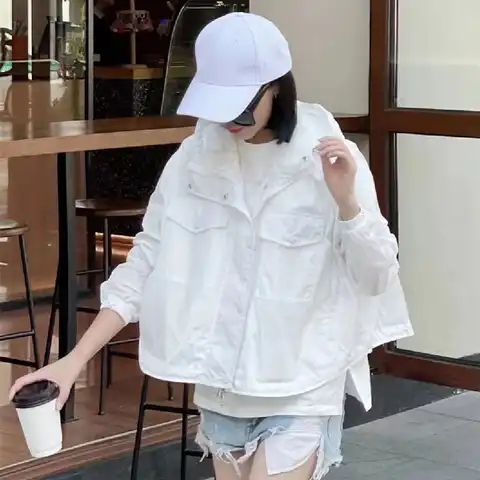 Женская короткая куртка с капюшоном, Повседневная Свободная уличная куртка с рукавом три четверти, лето 2022