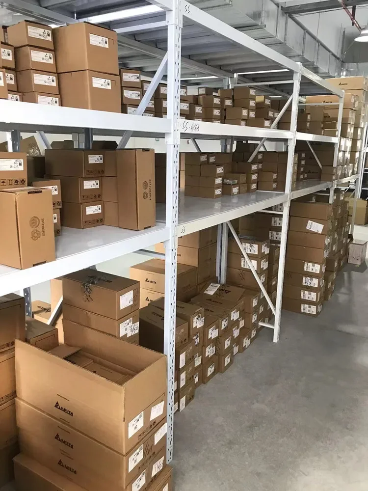 DELTA Delta DVP02DA-S Модуль расширения Zhongda Dentsu Plc Программируемый контроллер DVP04DA-S