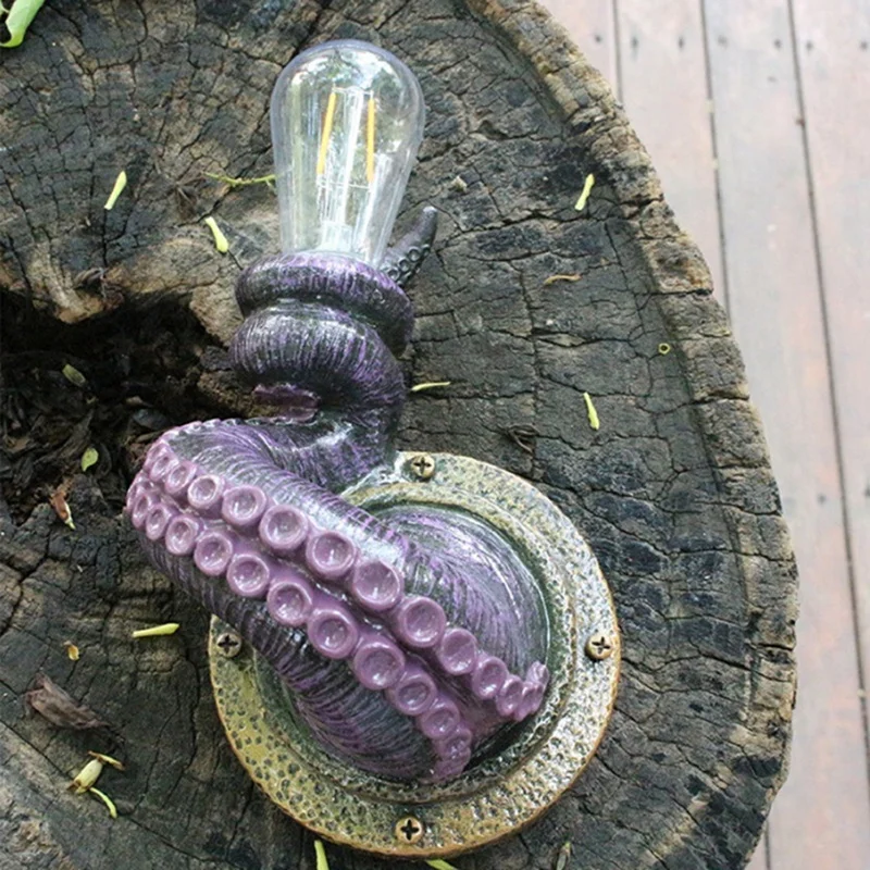 Ретро светильник в виде щупальца монстров с лампочками подвесной на стене