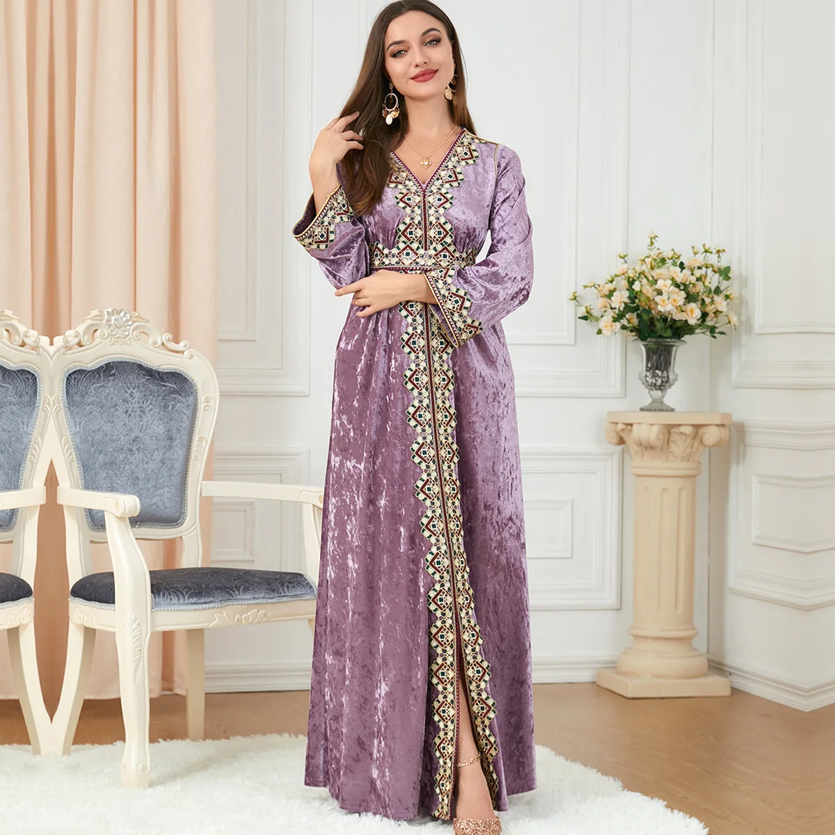 Muslim Women's Gold Velvet Embroidery Loose V-neck High-end Long-Sleeved Dress Turkish Abaya Arab Islamic Women's Kaftan Gown