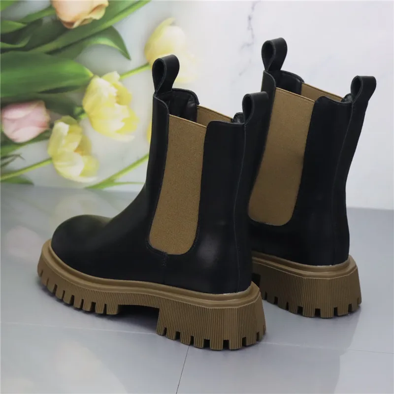 

Ботинки женские синтетические на среднем каблуке, с круглым носком