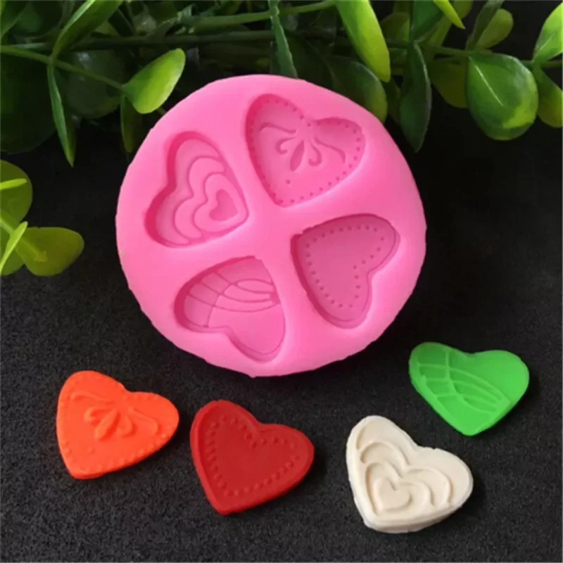 

NEW2022 3D Silicone Heart Loving Shaped Baking Mold Fondant Cake Tool Chocolate Candy Cookies Pastry Soap Moulds