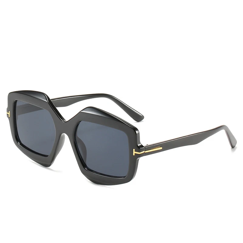 

2023 New Large Frame Sunglasses for Women's Fashion Retro Men's Fashion Glasses
