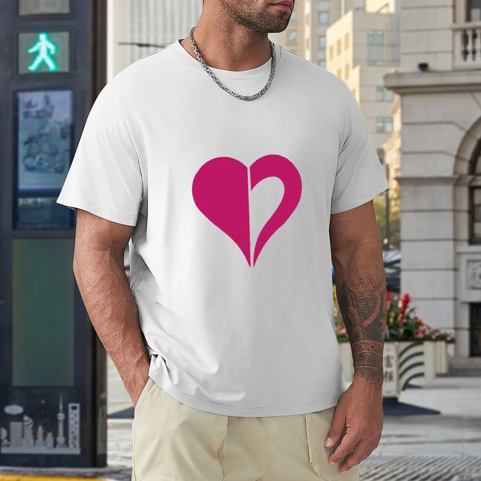 Мужская футболка с коротким рукавом рисунком сердца