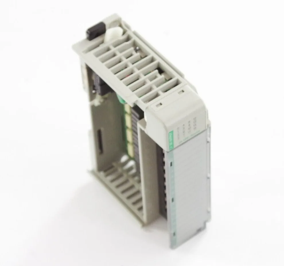 1769-OB16 Серия B компактный выходной модуль I/O 16 Pt Compact logix