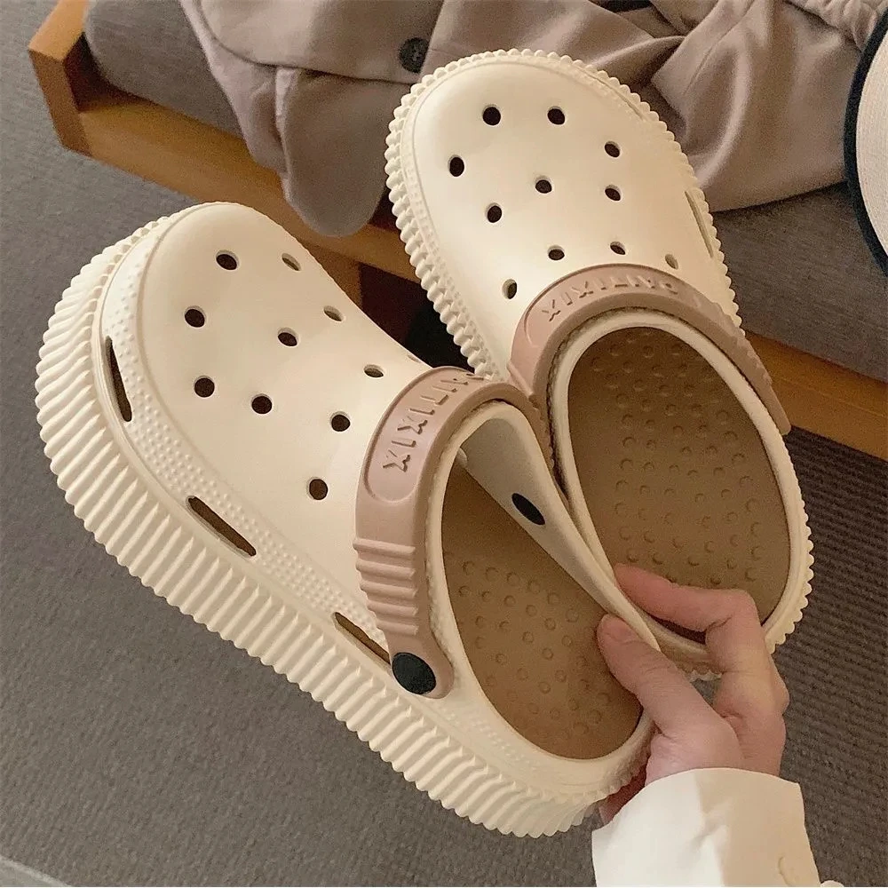 

2023 New Thick Sole Platform Garden Shoes Women Soft Non-Slip Fashion Sandals Outdoor Casual Breathable Solid Color Woman Clogs