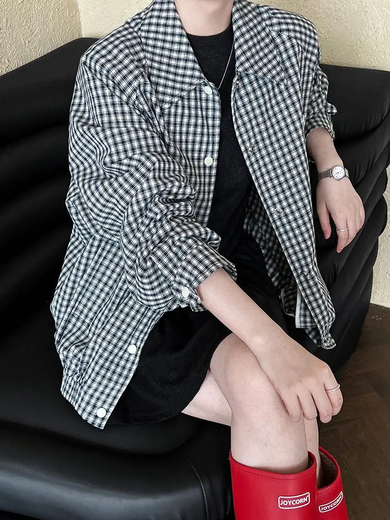 South korea Dongdaemun 2024 Autumn New Loose Plaid Design Sense Long sleeve Slimming Shirts Outerwear Top Women