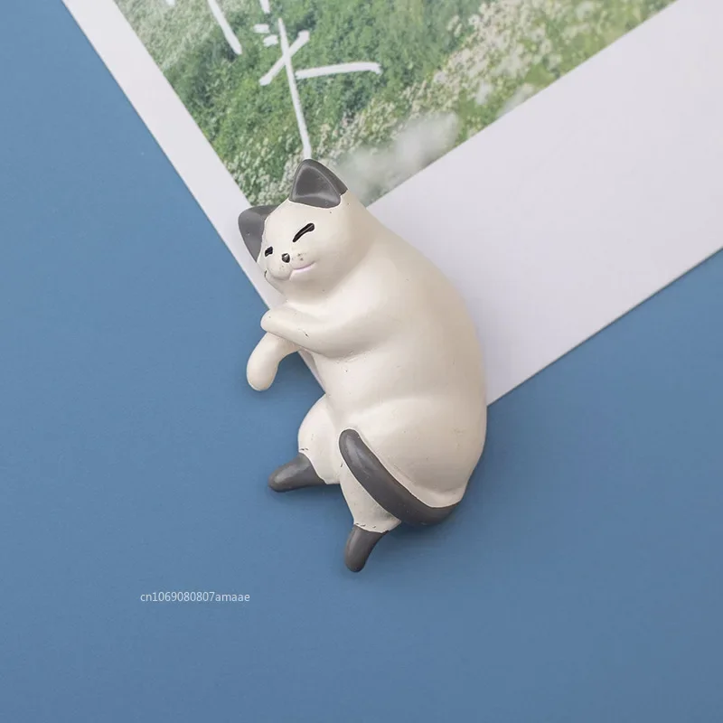 

Магнит на холодильник ленивый кот