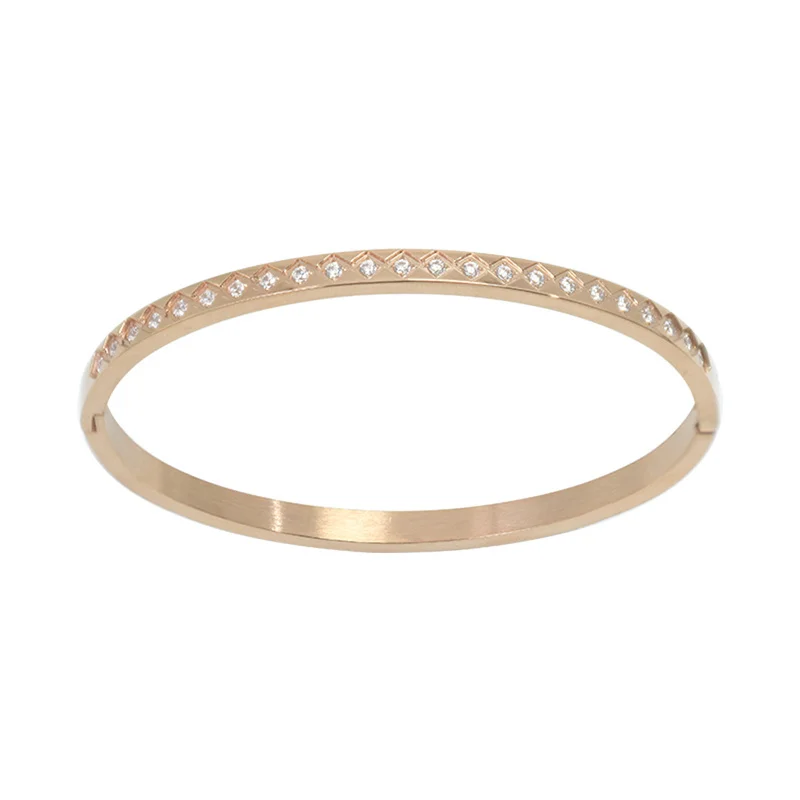 Женский браслет из нержавеющей стали с натуральным камнем