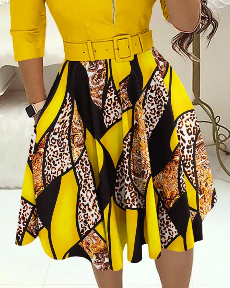 Осенне-зимнее женское платье однотонное Замшевое на молнии с высоким воротником