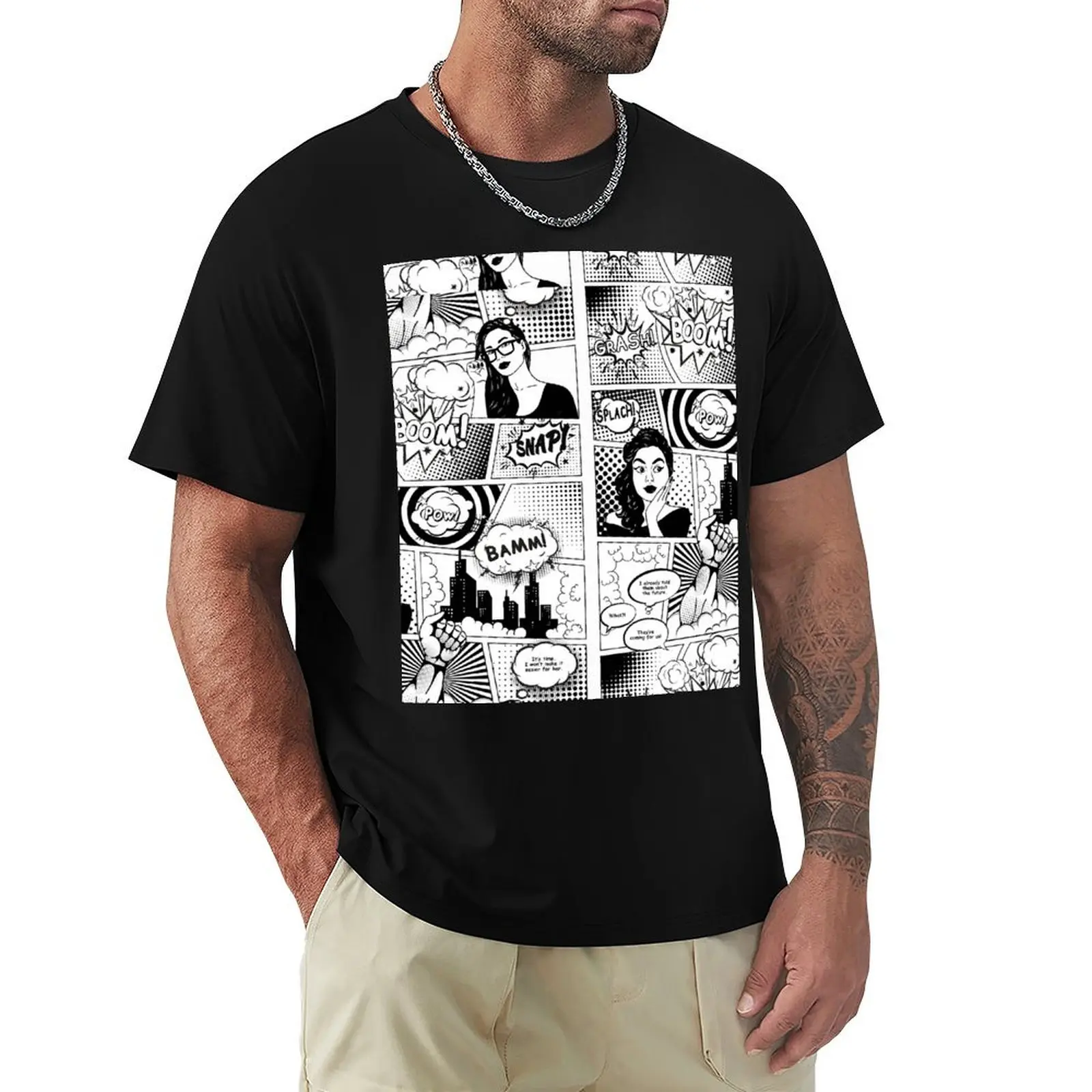 Черно-белая футболка с комиксами в стиле поп-арт |