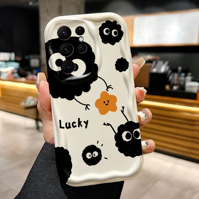 Кофейный черный волнистый чехол с изображением монстра для телефона Samsung Galaxy S24