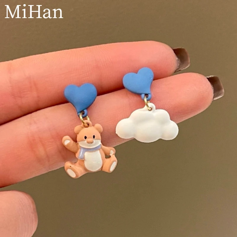 

Mihan S925 needle Cute Jewelry Little Bear Clouds Earrings Popular Design Asymmetrical Coating Drop Earrings For Women Gifts