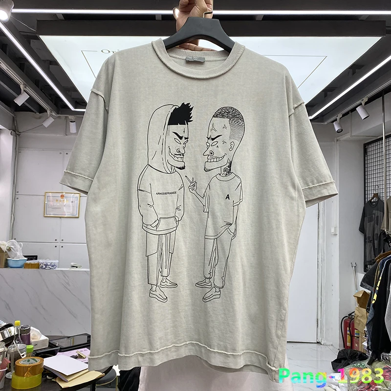 

Fashion Creative Lnteresting Sketch Comic Man Print T-shirt Anti Car Linewidth Loose Wide Version Old Hip Hop Short Sleeve Tee