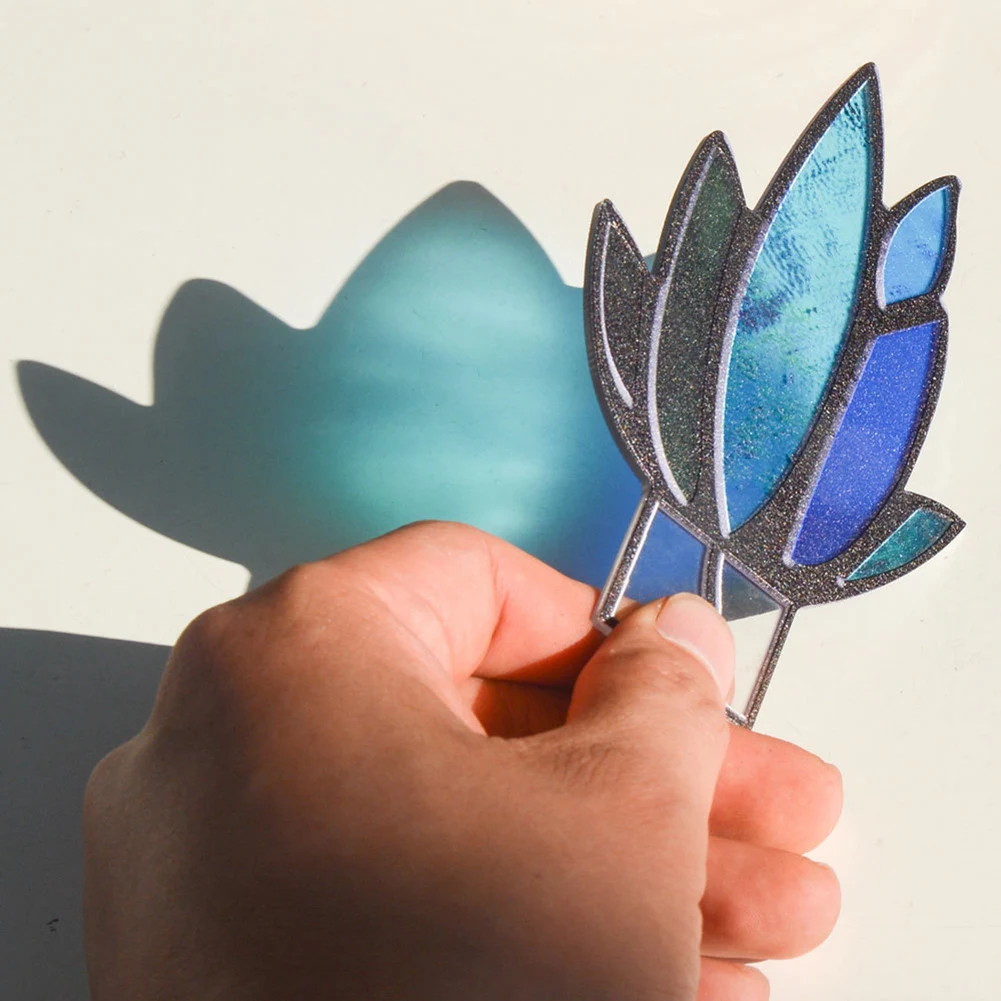 

Light Sun Catcher Agave Potted Plant Decoration Acrylic Artificial Fake Agave Flower Pot Yard Art Tabletop Home Garden Ornament