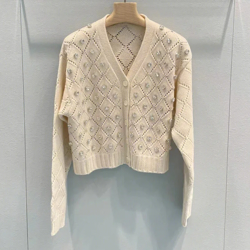 

2022 Early Autumn New Miu Long-sleeved Sweater Handmade Diamond Diamond Cardigan Coat V-neck High Version Top Women with Tag