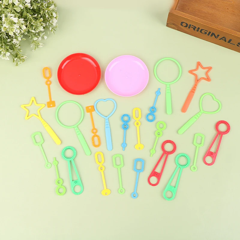

12Pcs/Set Plastic Multi-shape Bubble Hoop Water Blowing Bubble Soap Tools Funny Sport Kids Outdoor Toys Children Day Gifts