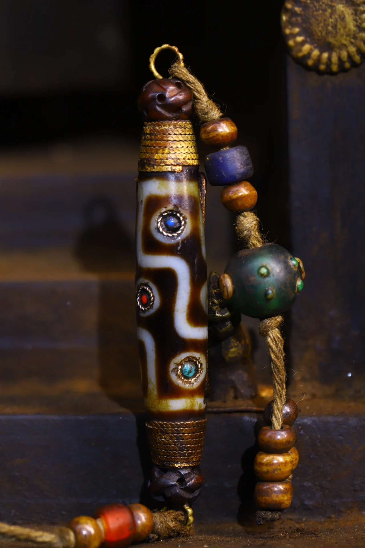 

Коллекция тибетских храмов 3 дюйма, старое натуральное агатовое мозаичное драгоценное камень, gZi бусины, Гуаньинь, тонкий амулет, городской дом harma, Экзорцизм