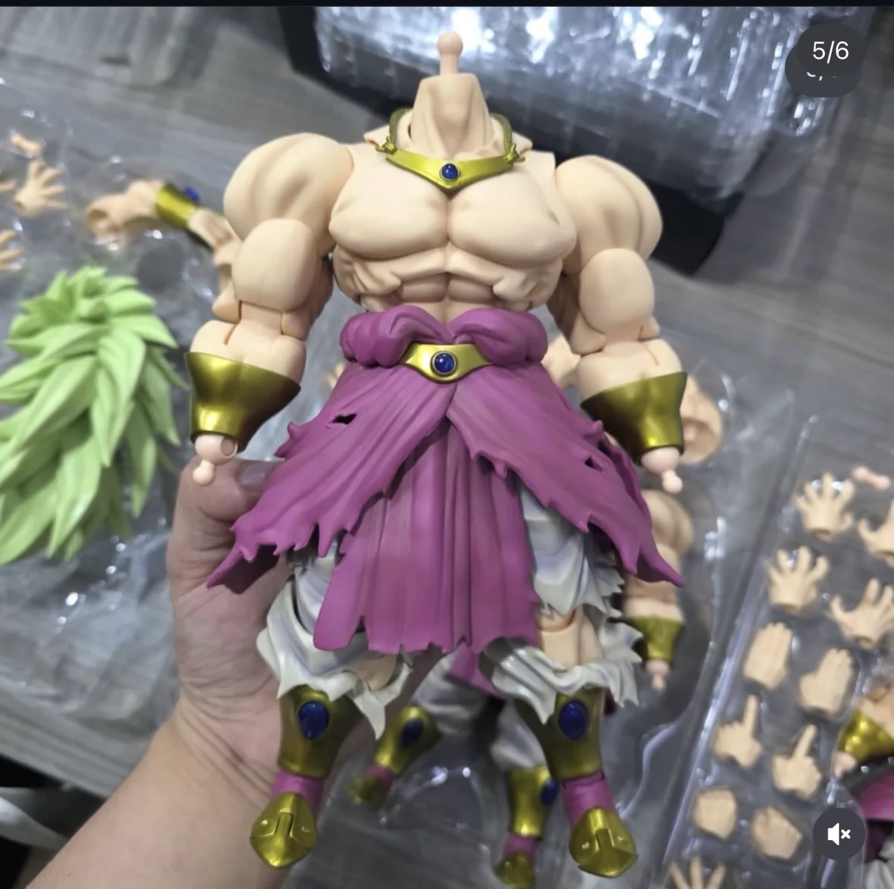 Фото В наличии: Фигурка ZT Studio Dragon Ball SSJ3 Broly, SHF, большая, с эффектами спецэффектов, набор аксессуаров, модель-игрушка №3