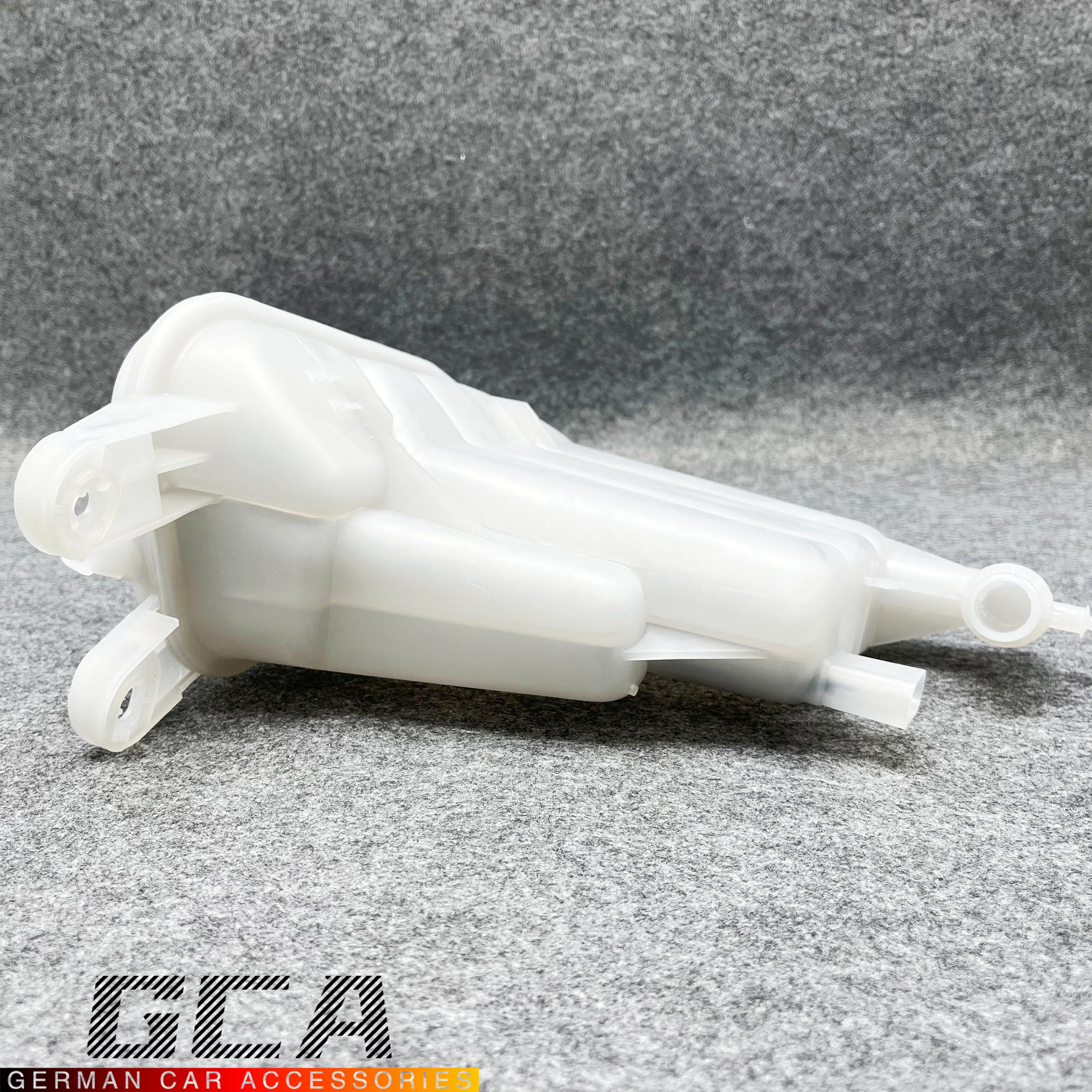 Резервуар для перелива охлаждающей жидкости. Расширительный резервуар бутылки.