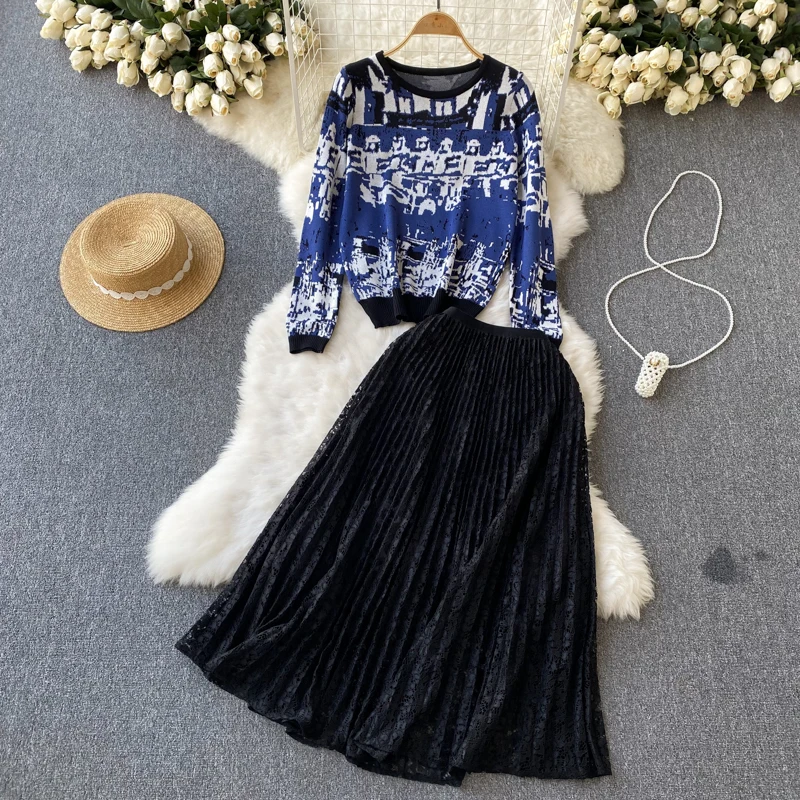 

Женский вязаный жаккардовый костюм, голубая толстовка с капюшоном и Черная кружевная длинная Плиссированная юбка с вырезами, комплект из двух предметов, новинка 2023